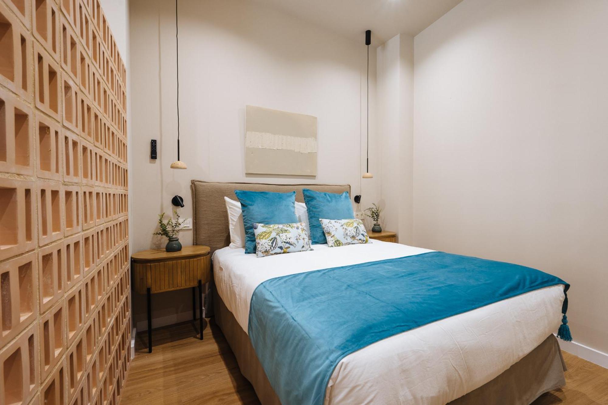New Hostly Alameda Apartments เซบีญา ภายนอก รูปภาพ