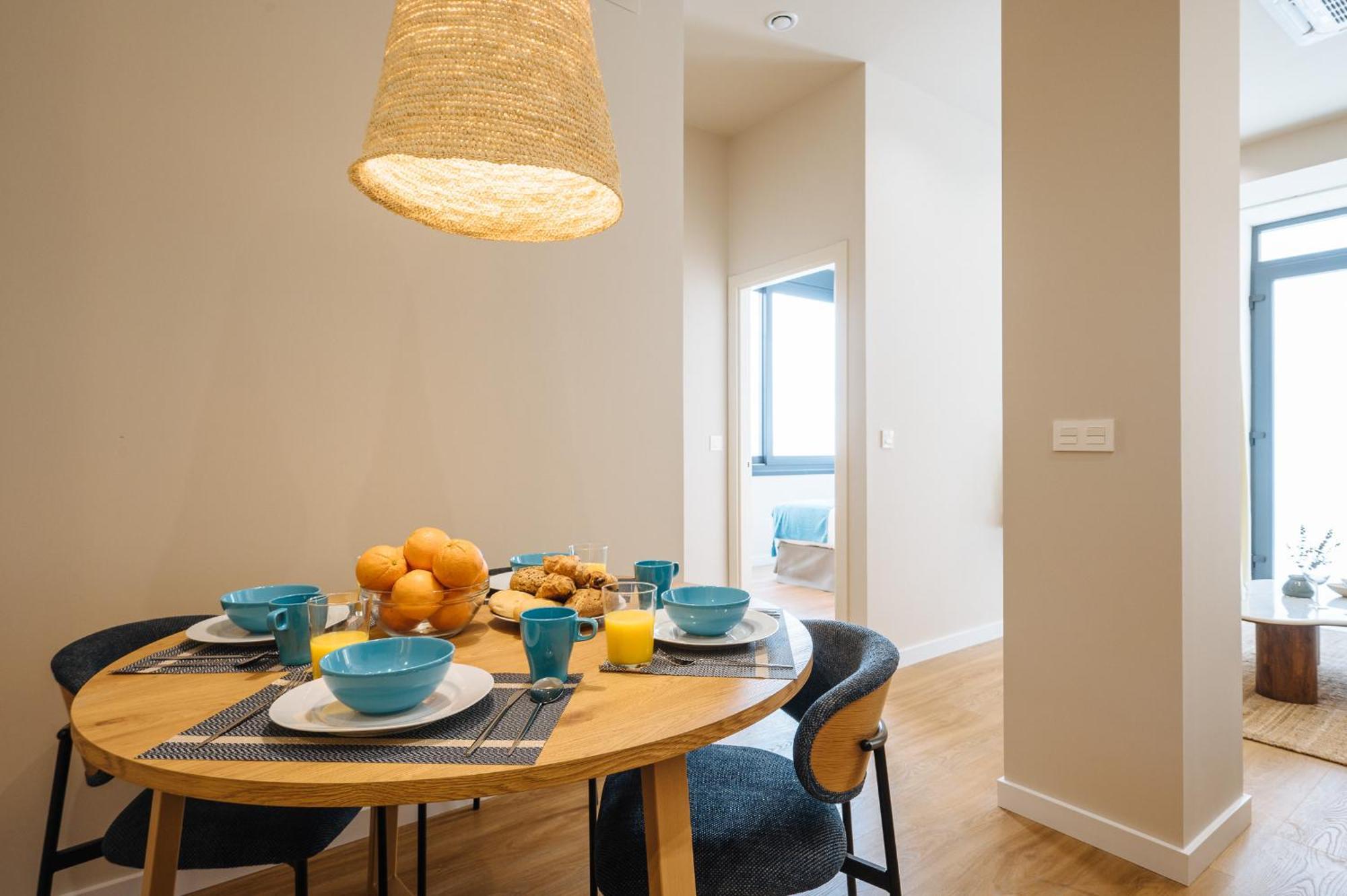 New Hostly Alameda Apartments เซบีญา ภายนอก รูปภาพ